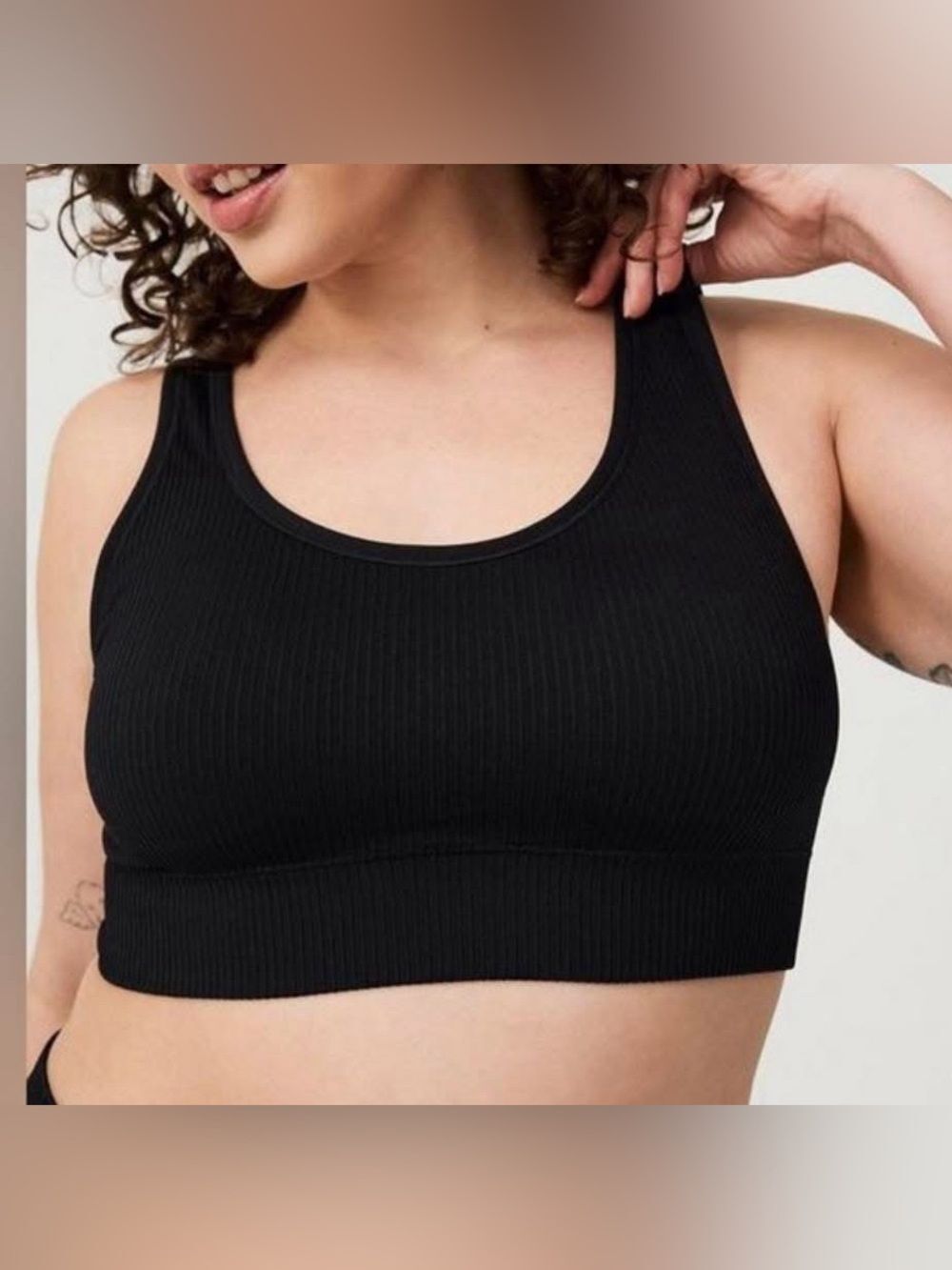 Torrid Black Lightly Lined Seamless Ribbed Scoop Neck Bralette Size 00